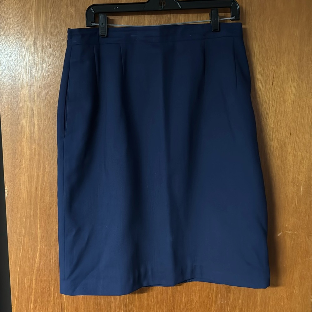 Navy Blue Pencil Skirt 💙